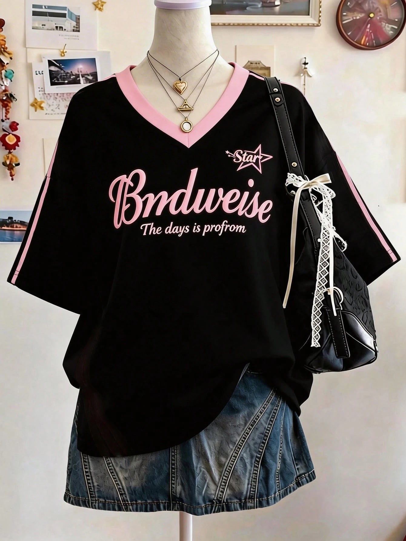 V neck 2 tone stripes oversized tee hs printed bndweise